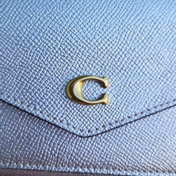 Coach Wyn Soft Leather Metallic Silver Long Envelope Wallet. C7182 - Picture 3 of 8